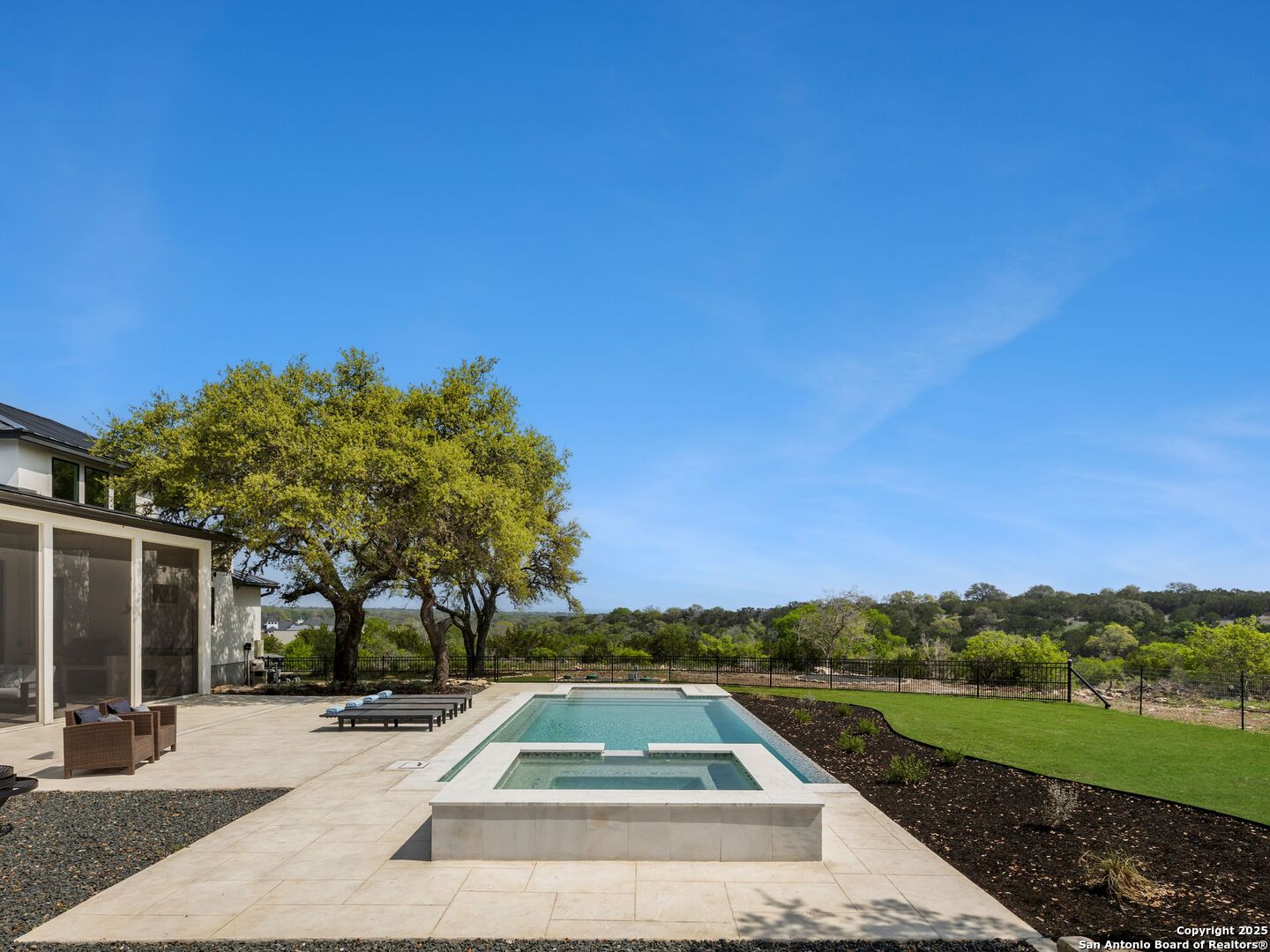 main property photo 46