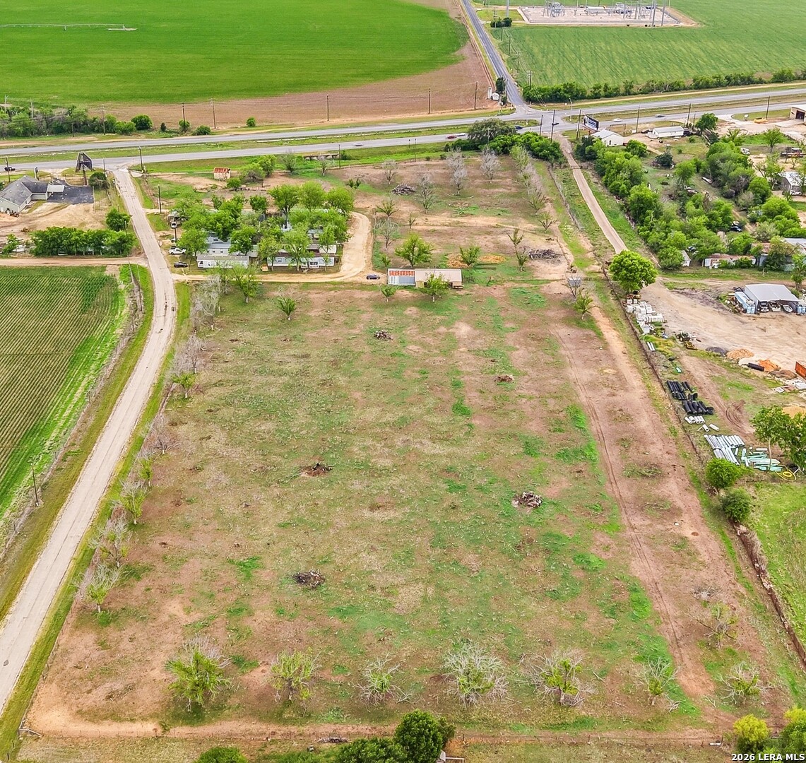 main property photo 10