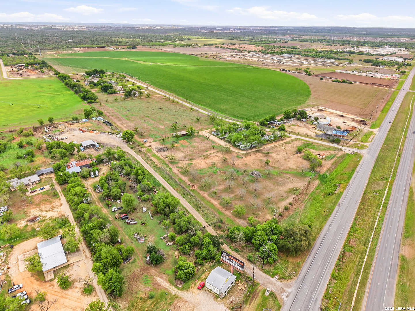 main property photo 9