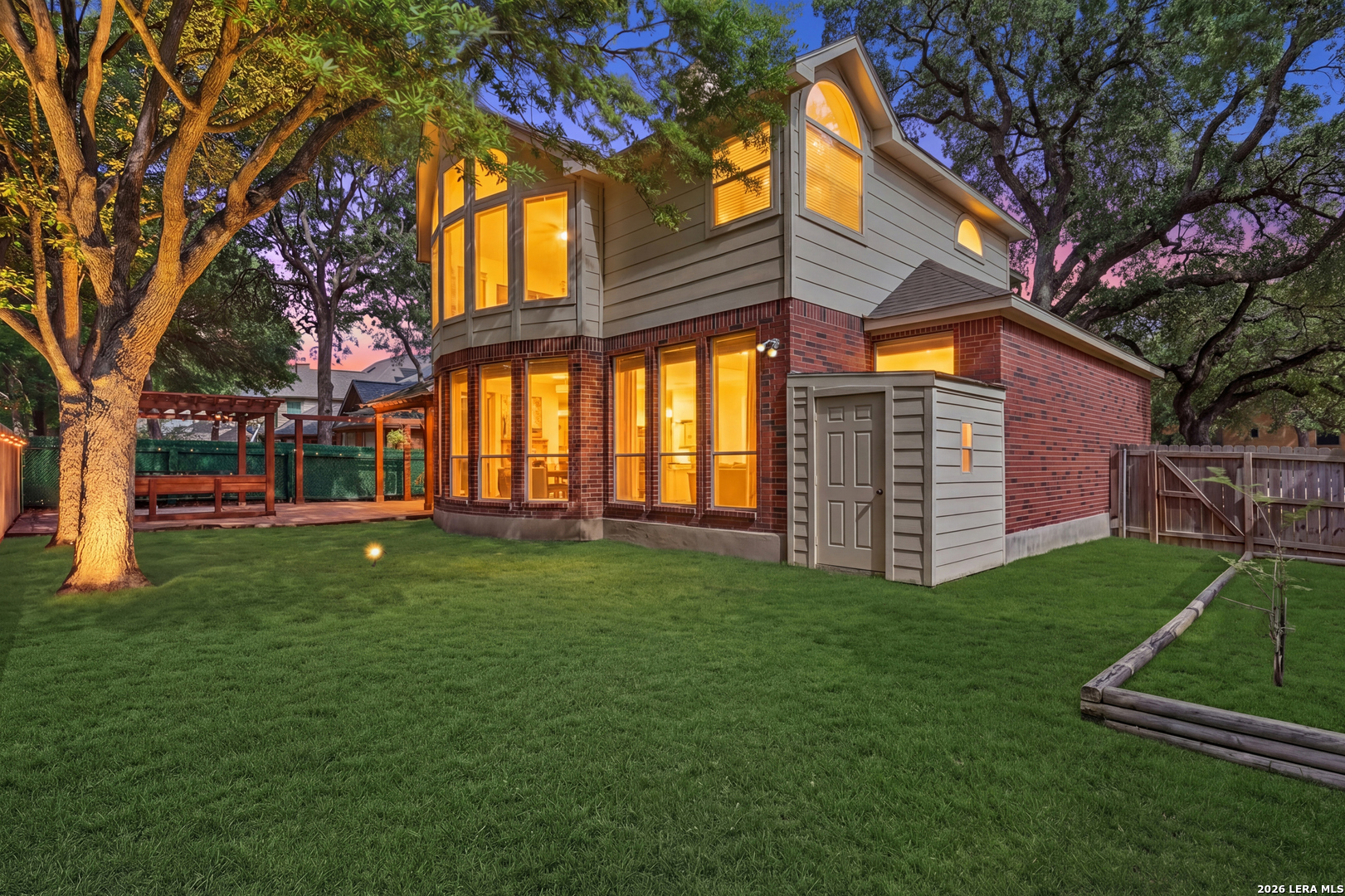 main property photo 37