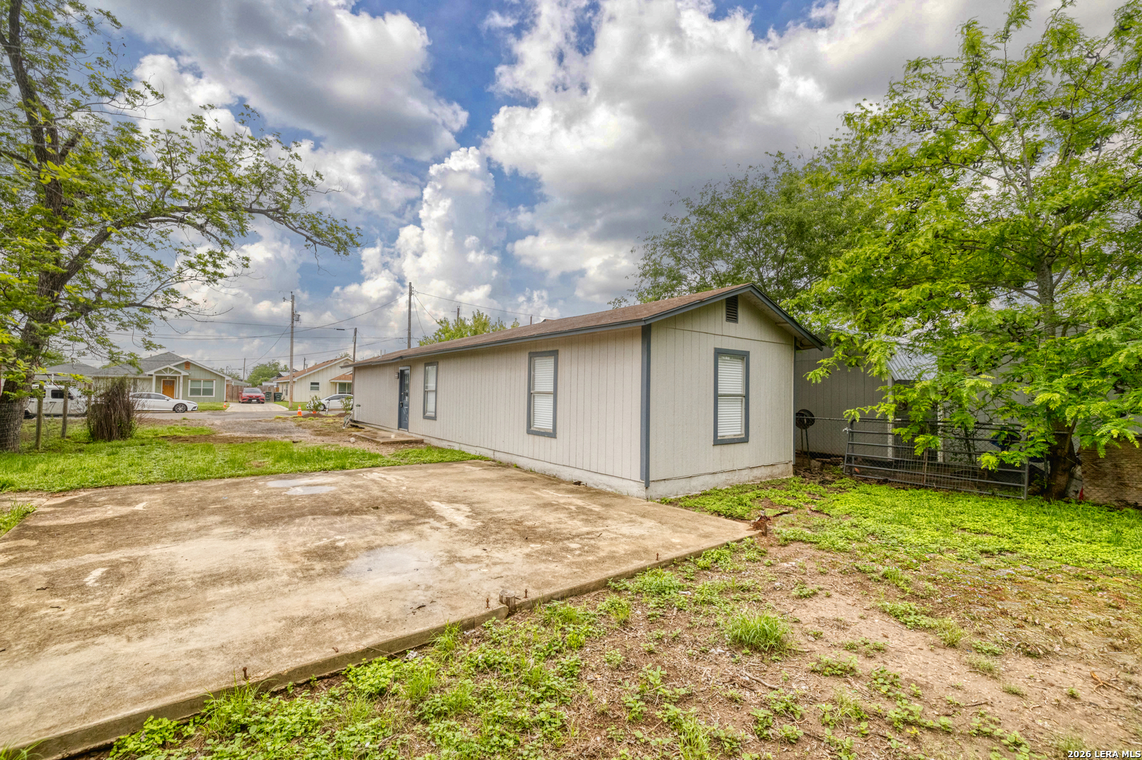 main property photo 21