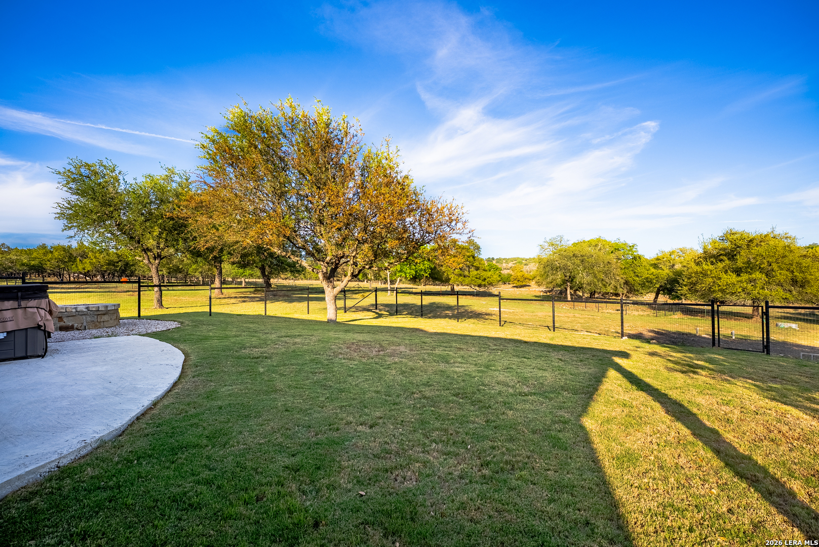 main property photo 15