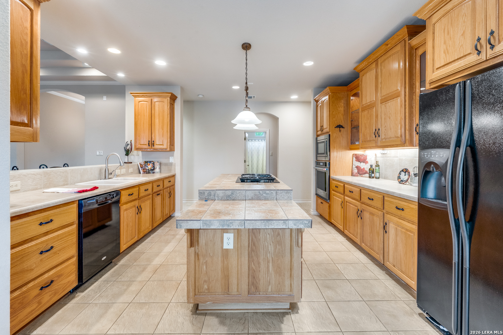 main property photo 9