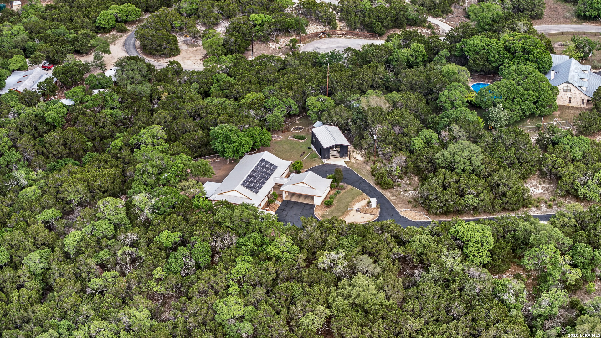 main property photo 41