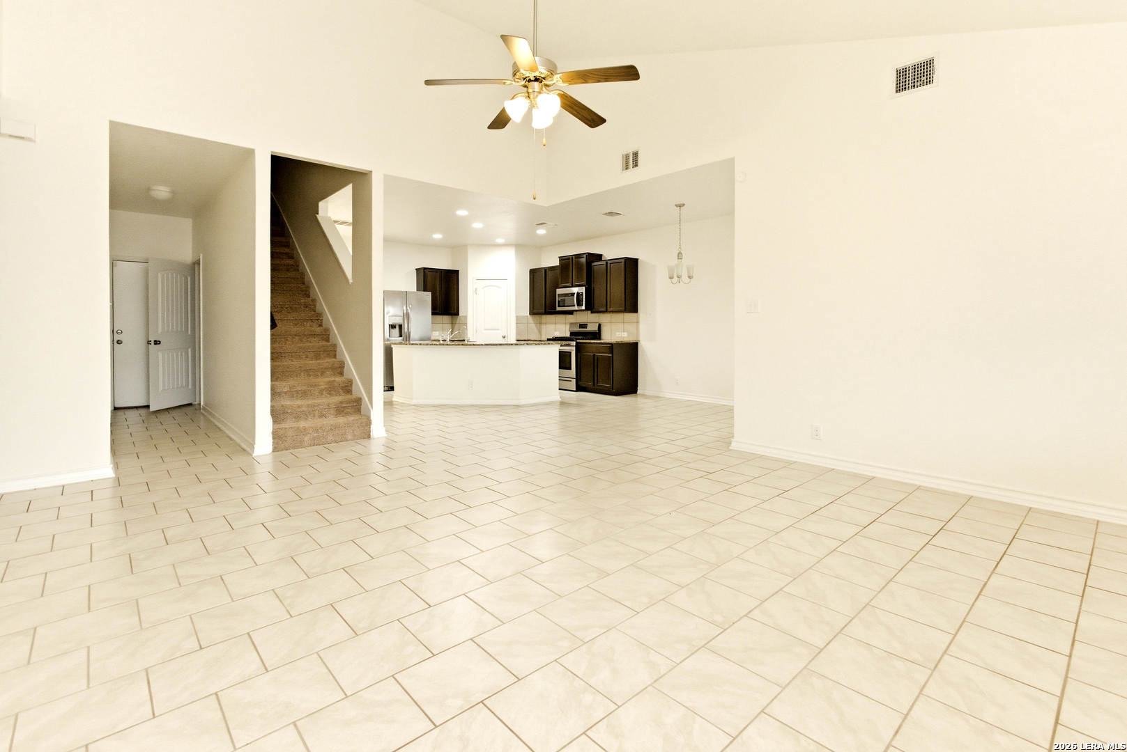 property viewer photo 10