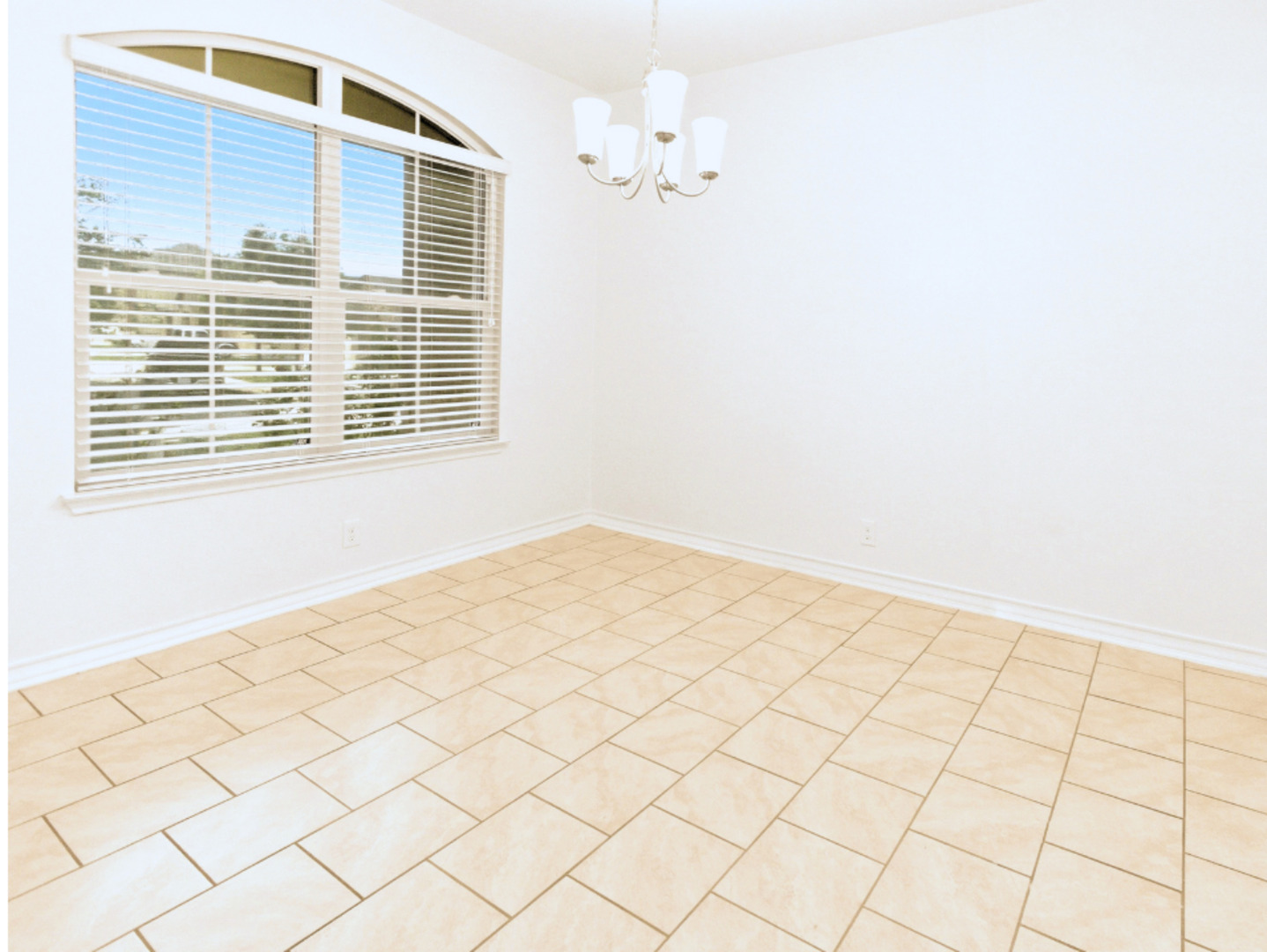 property viewer photo 2