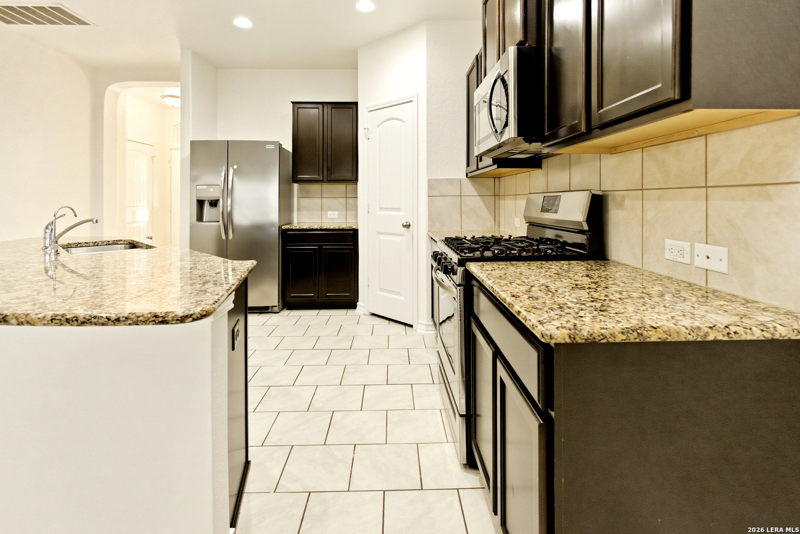 property viewer photo 9