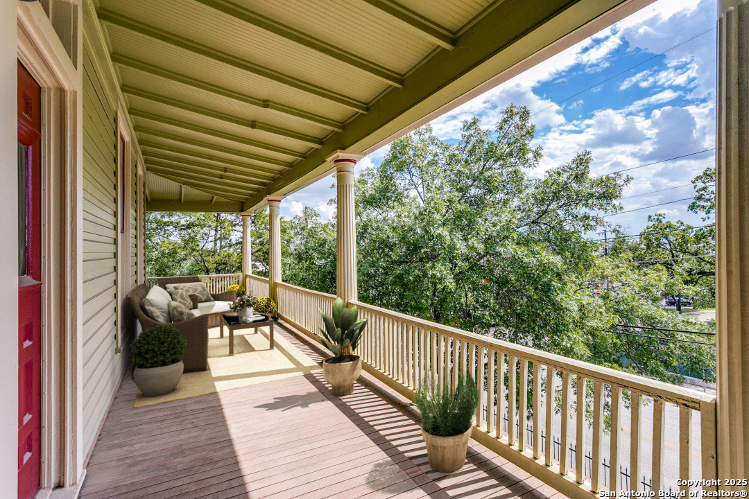 main property photo 27
