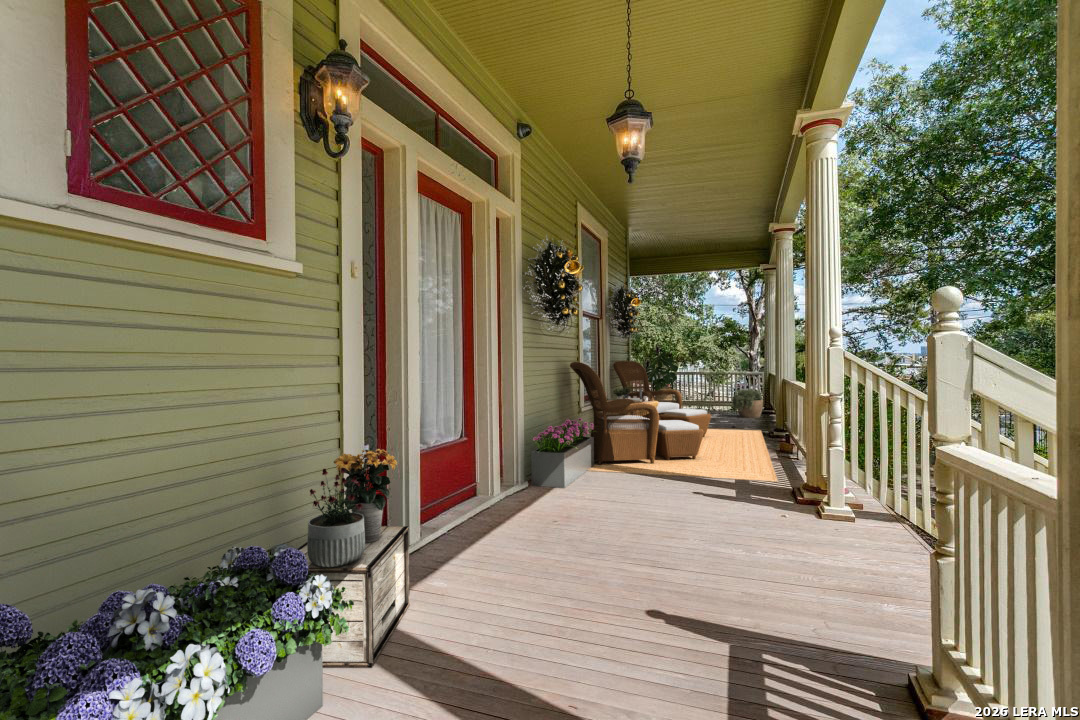 main property photo 3
