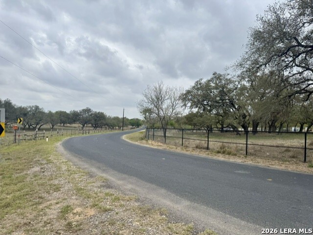 main property photo 11