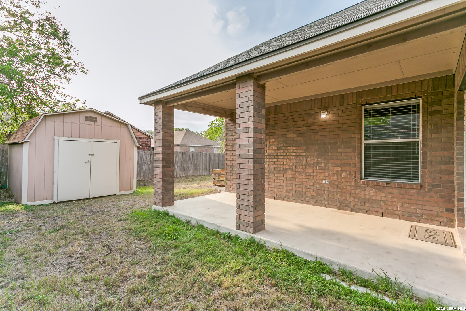 property viewer photo 20