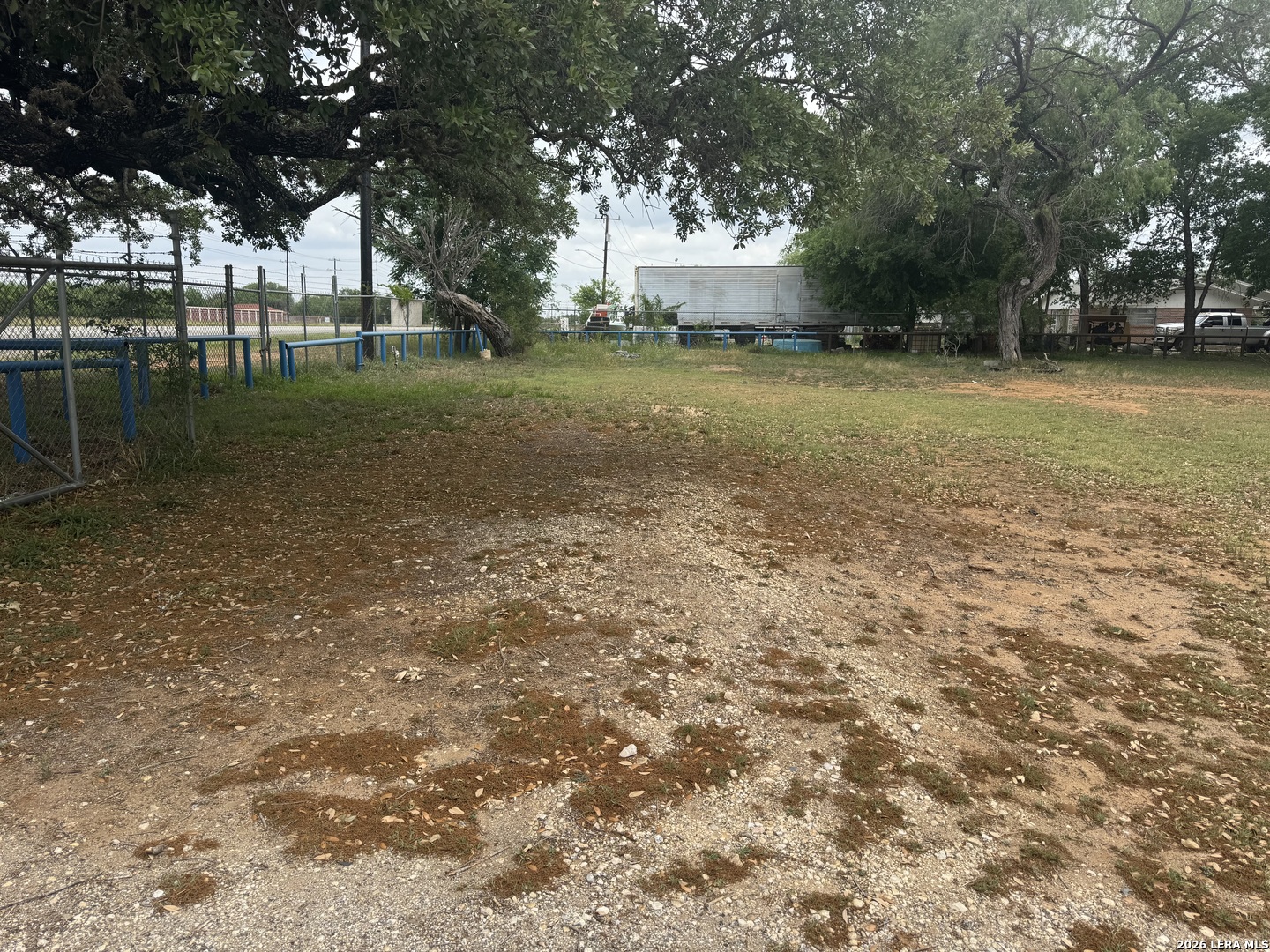 main property photo 12