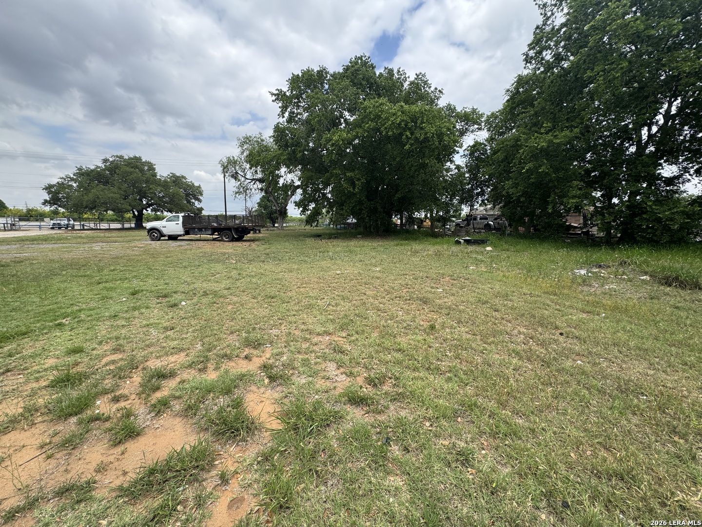 main property photo 14