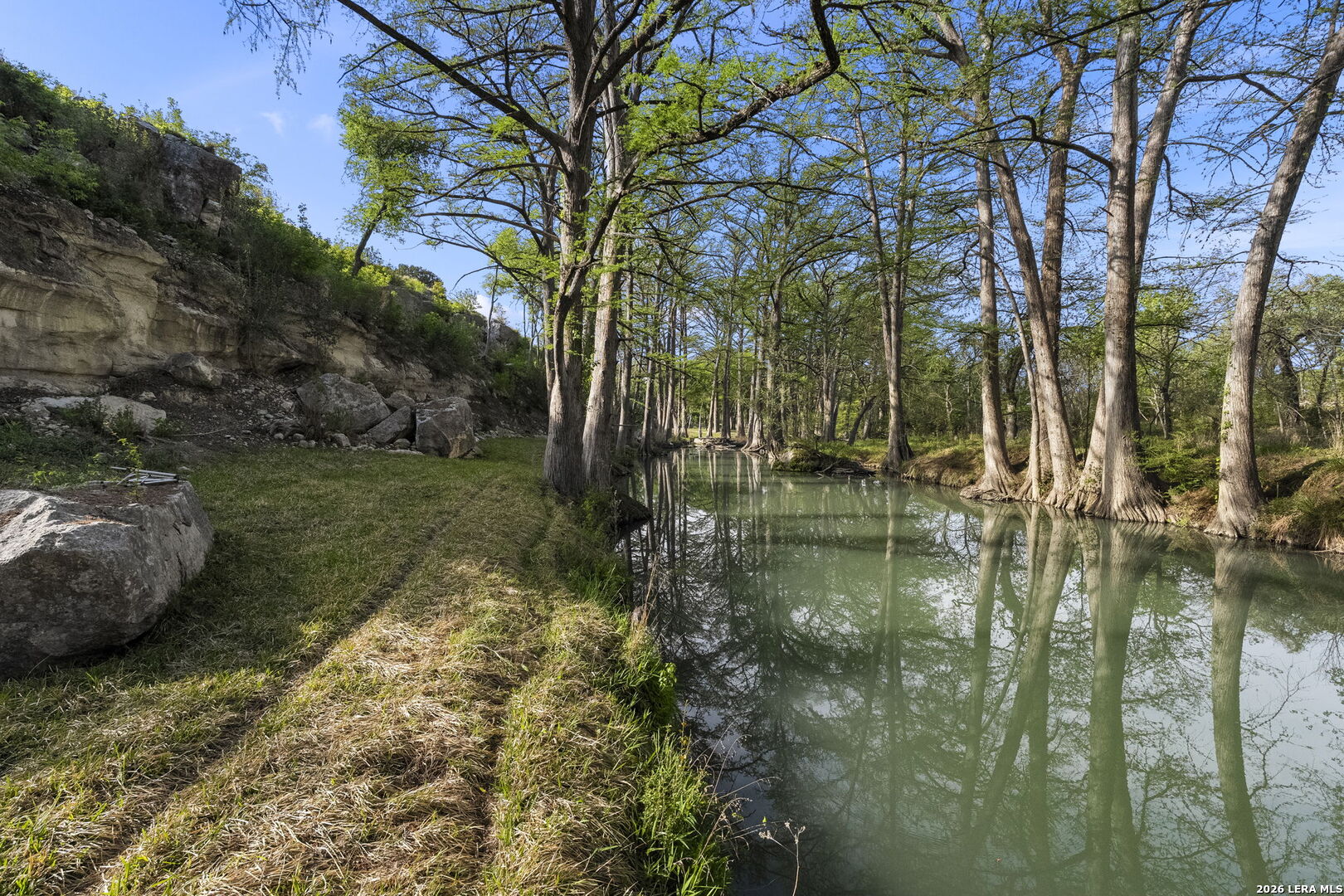 main property photo 88