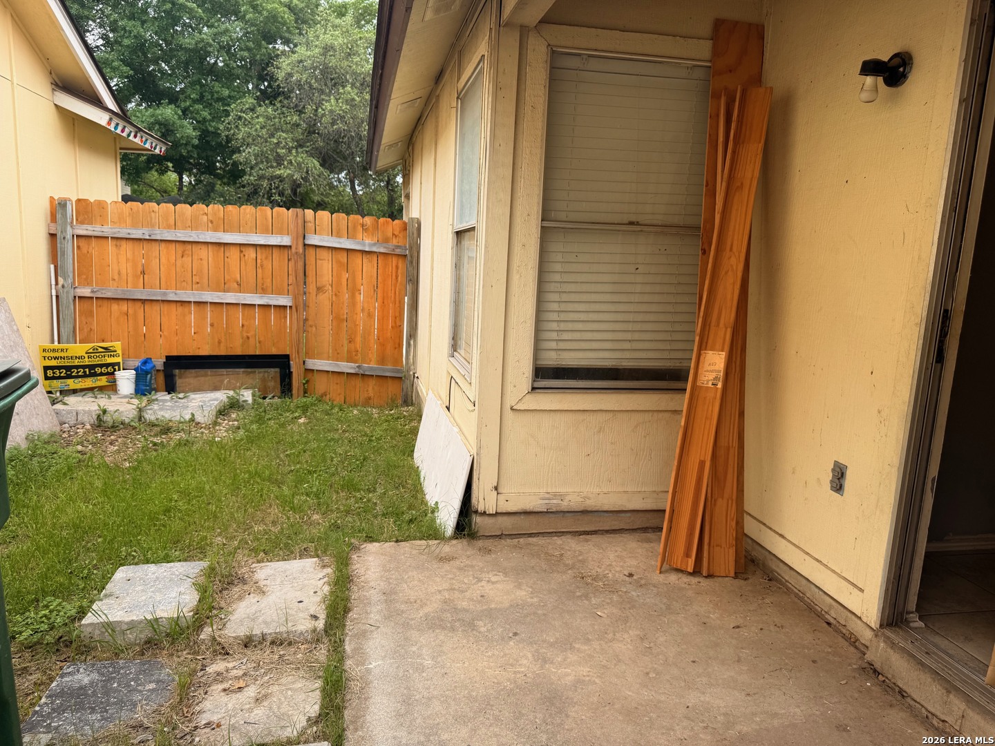main property photo 50