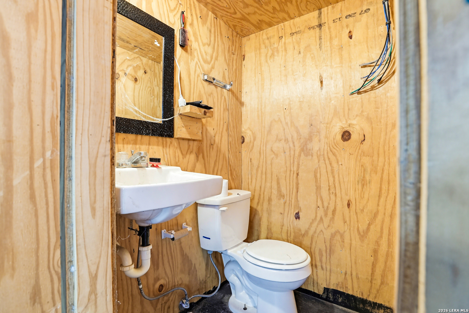 main property photo 66