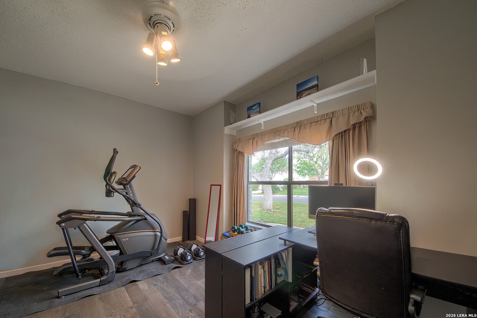 main property photo 21