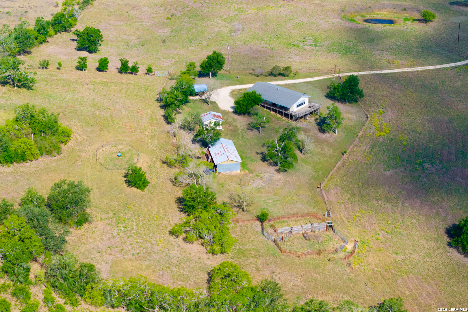 main property photo 29