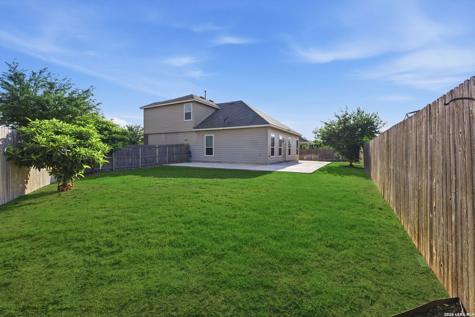 main property photo 40