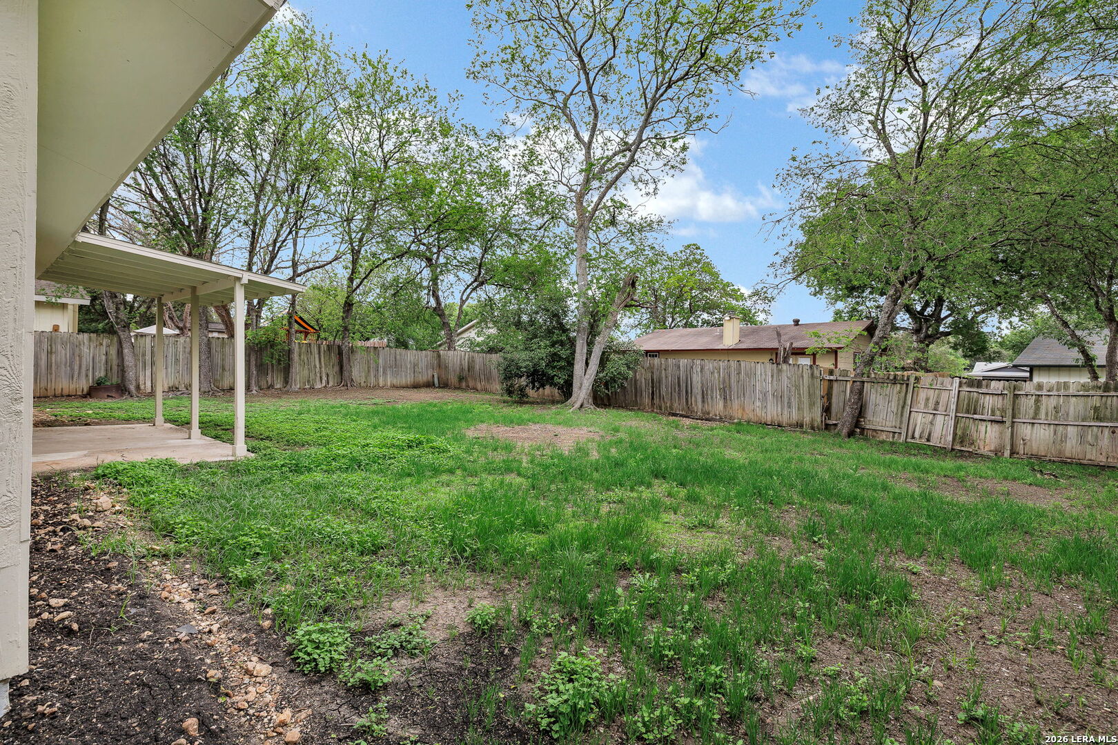 main property photo 40
