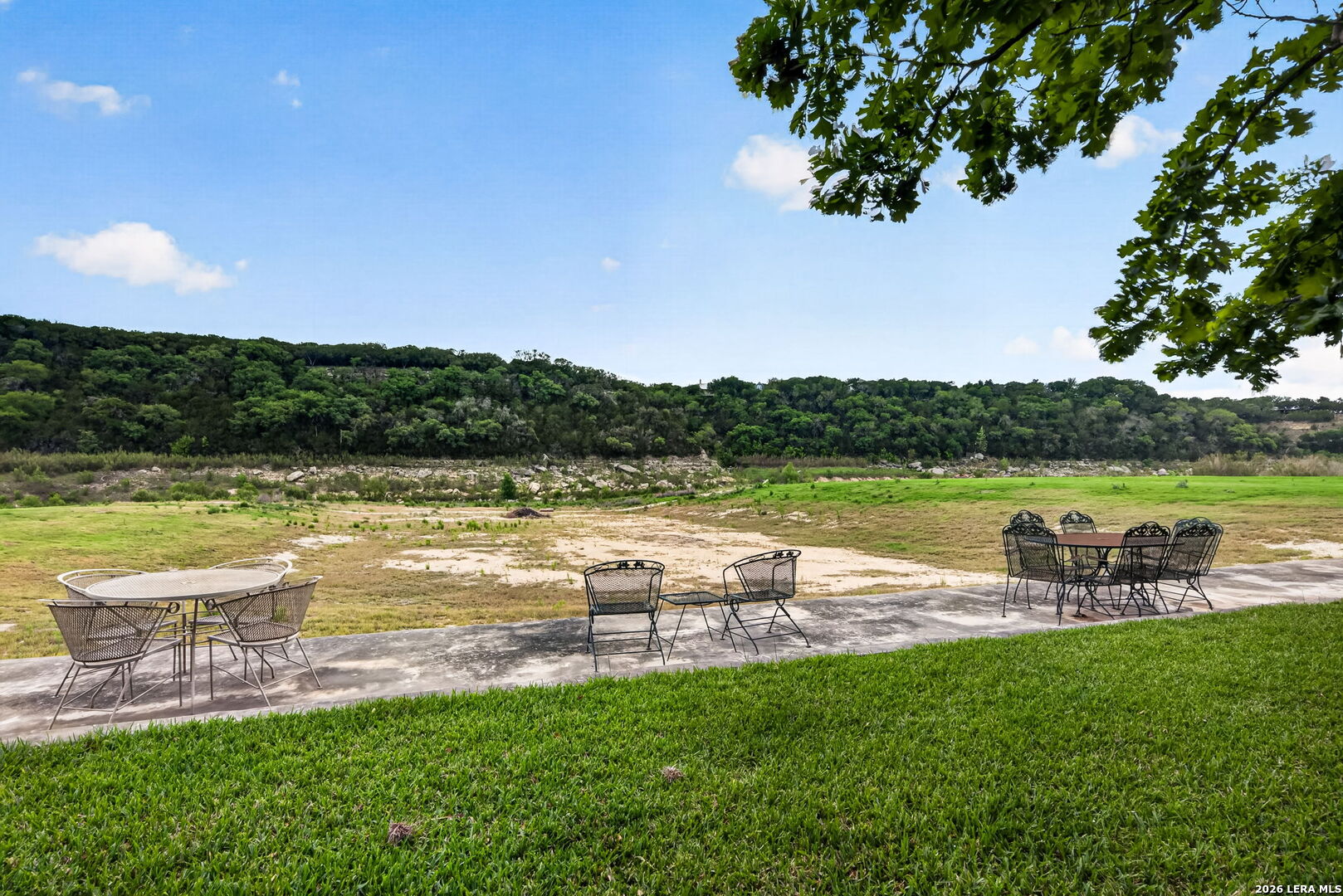 main property photo 39
