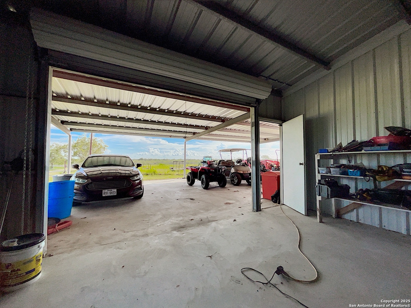 main property photo 27