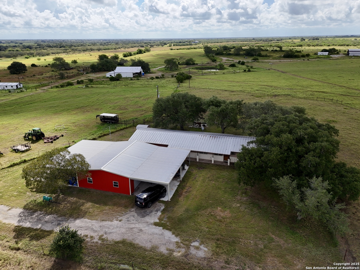 main property photo 29