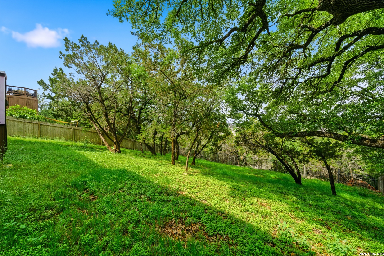 main property photo 40