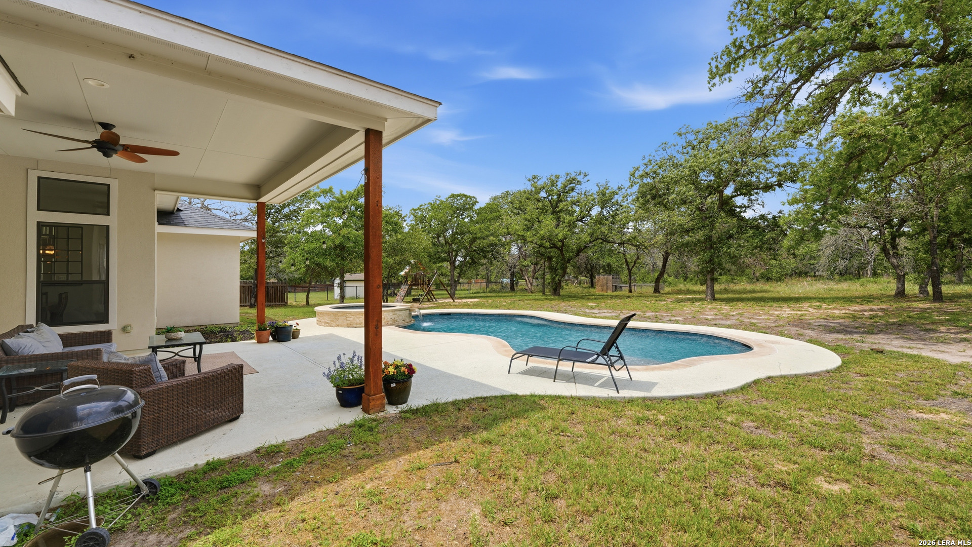 main property photo 46