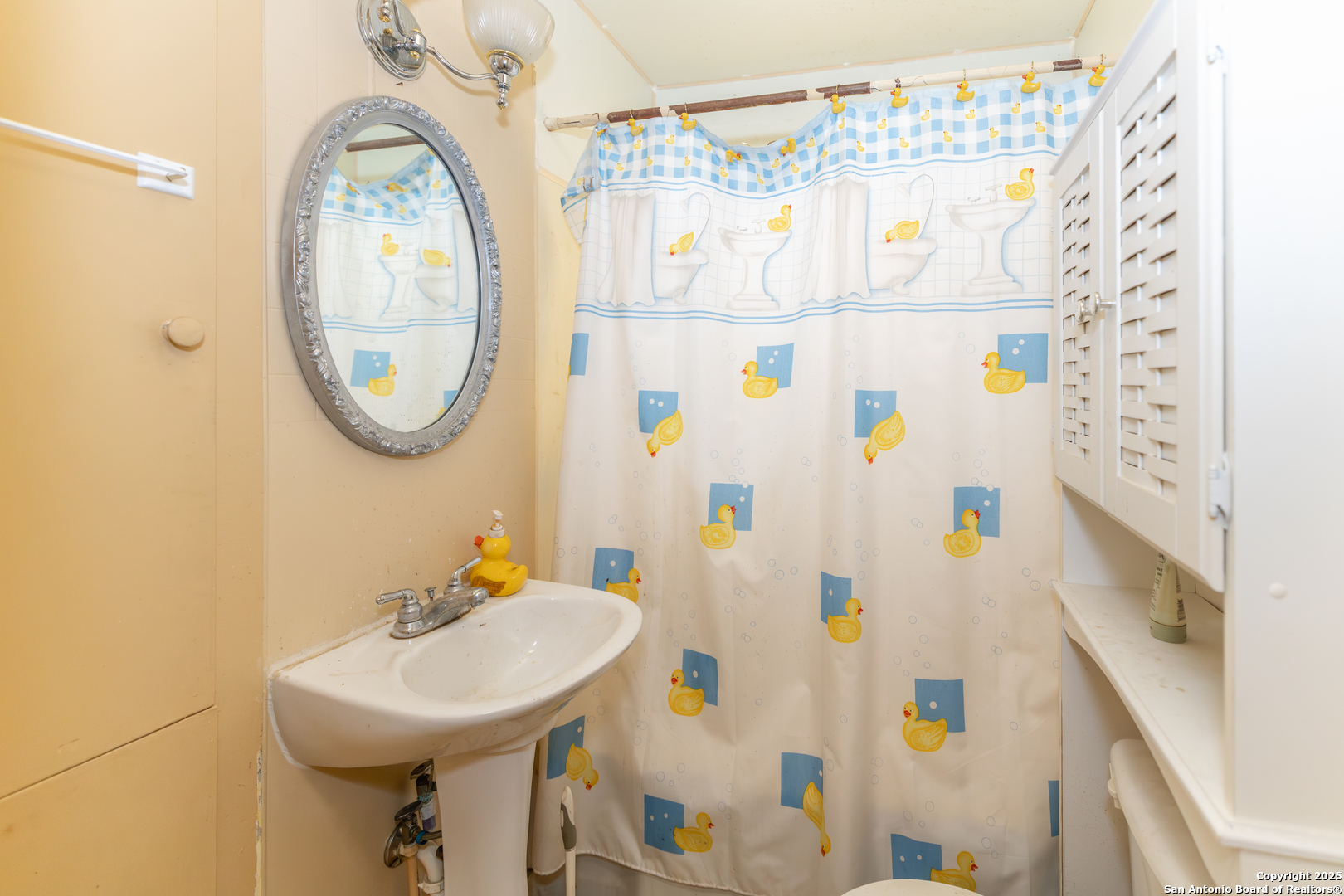 main property photo 13