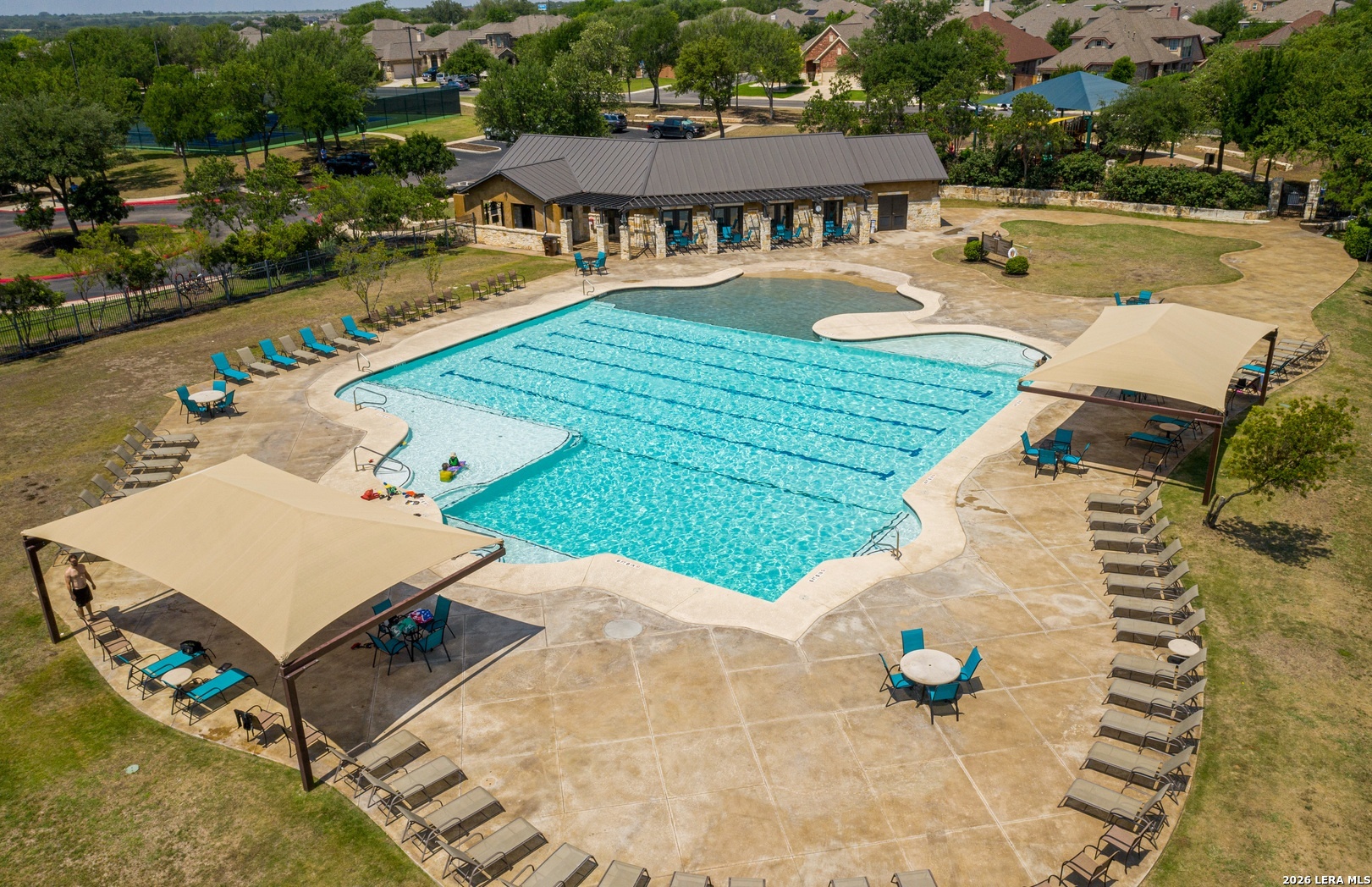 main property photo 46