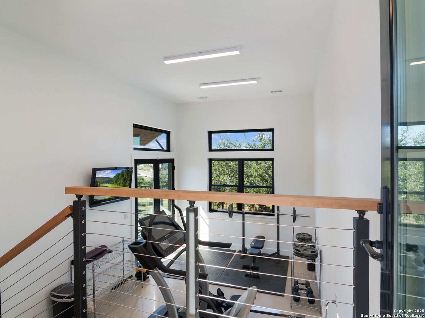 main property photo 60