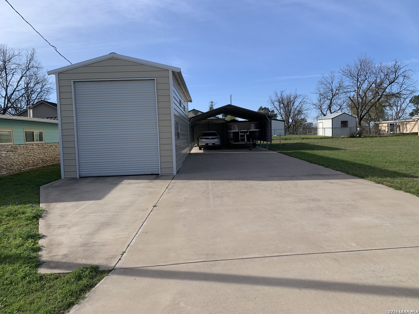 main property photo 15