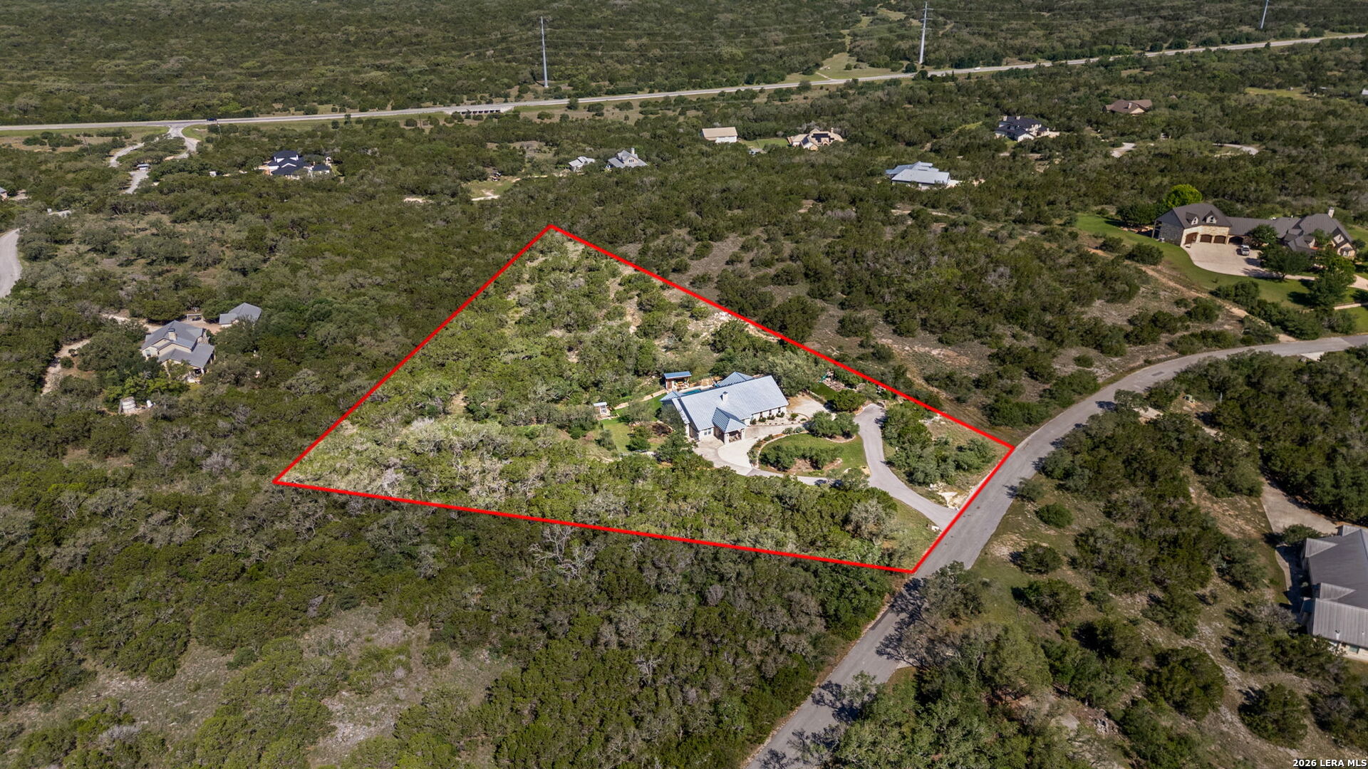 main property photo 36