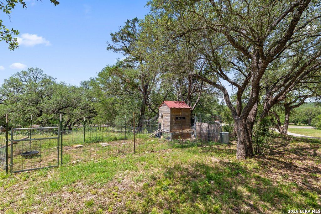 main property photo 39
