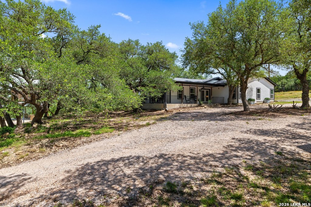 main property photo 41
