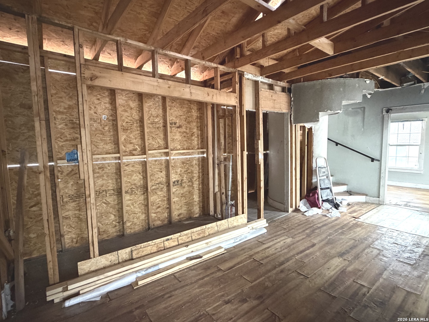 main property photo 5