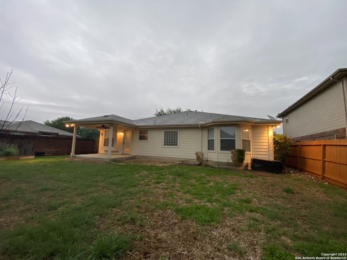 main property photo 31