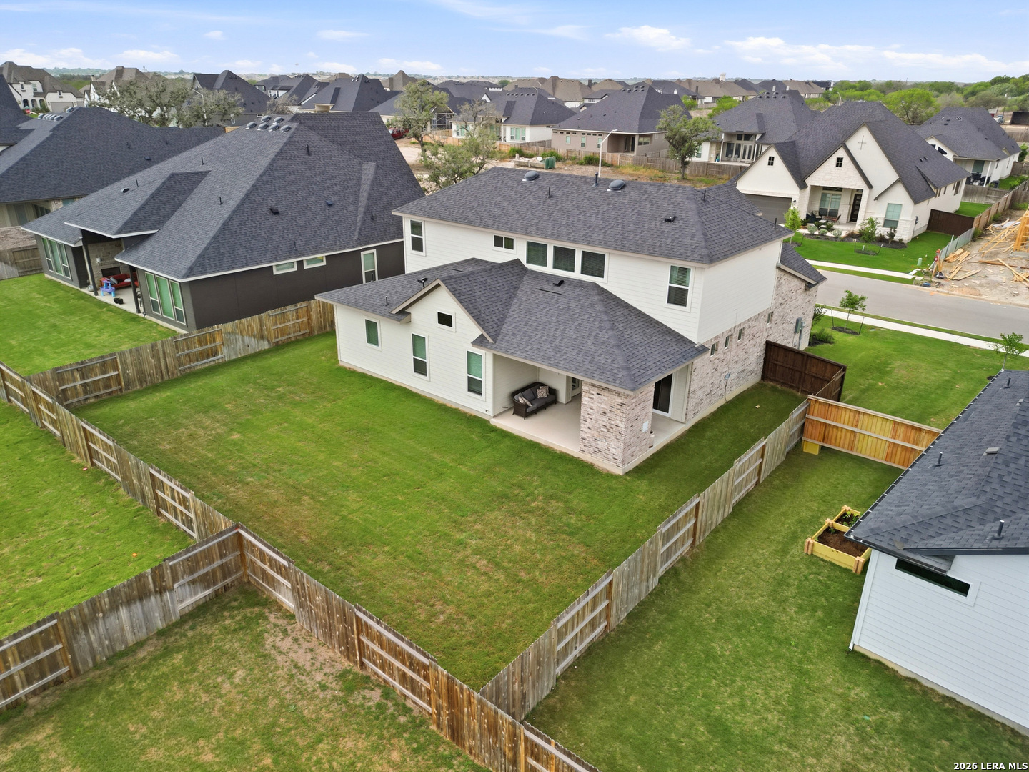 main property photo 57