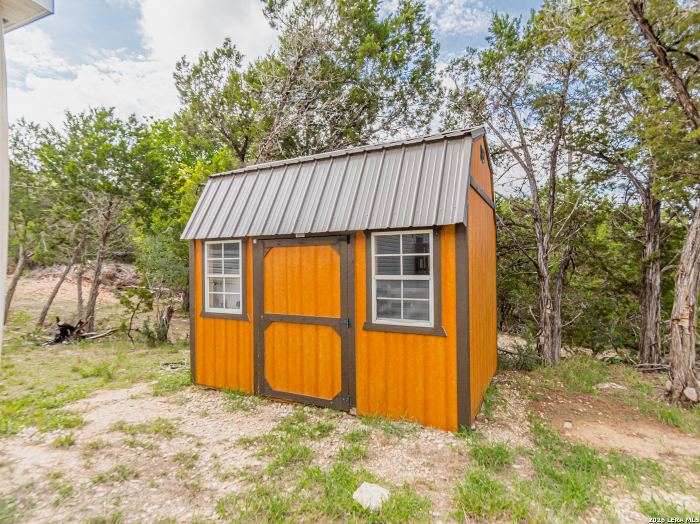 main property photo 24