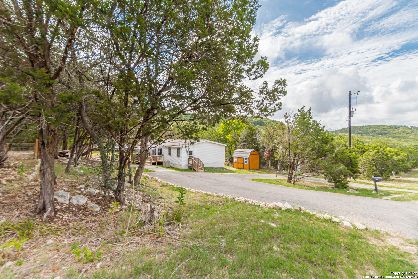 main property photo 27