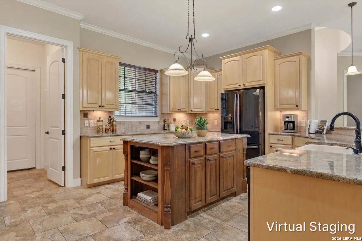 main property photo 15