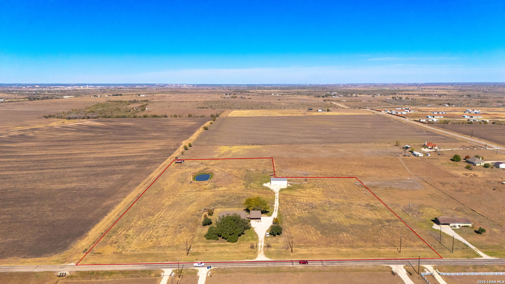 main property photo 3