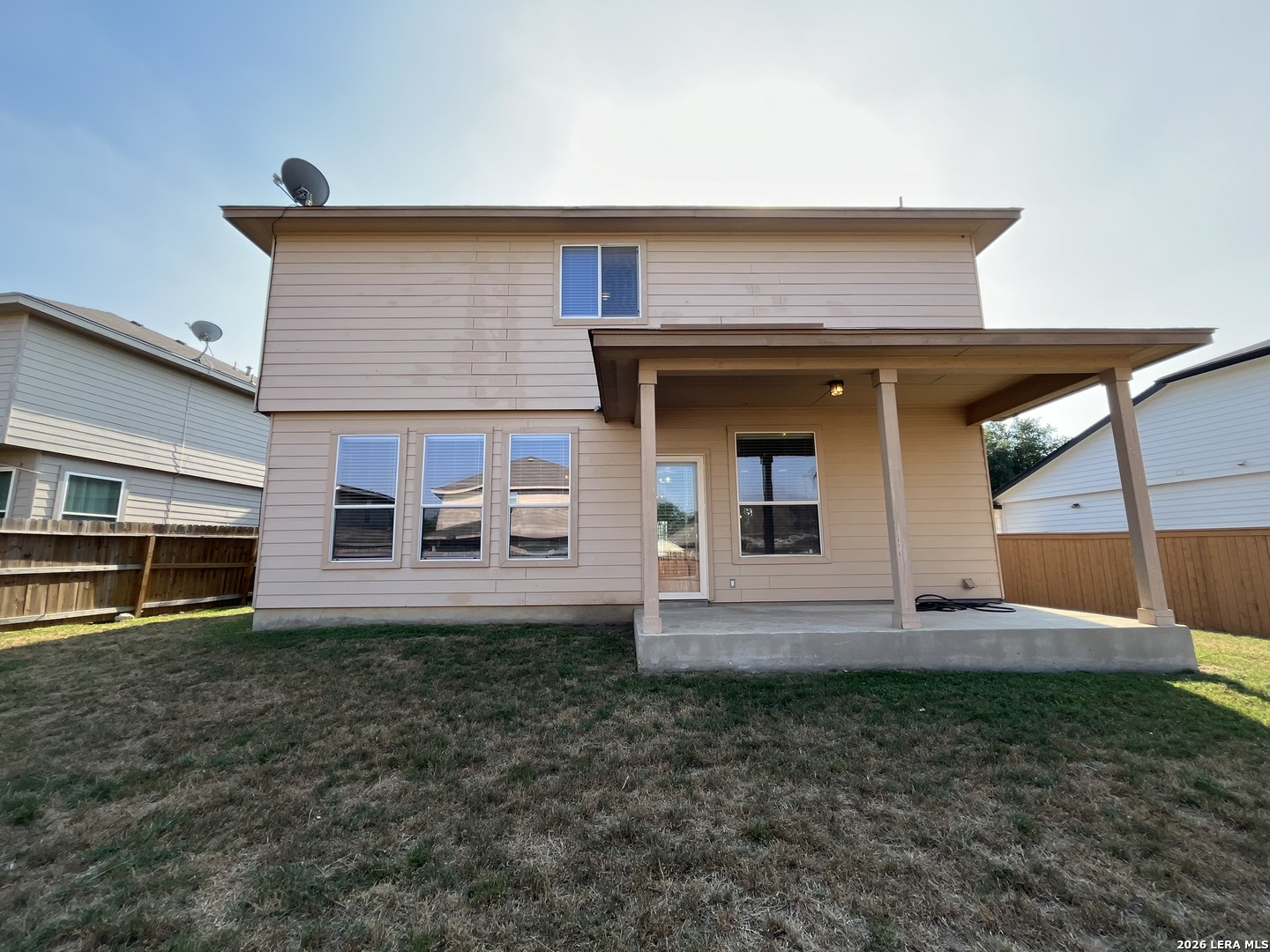 main property photo 31