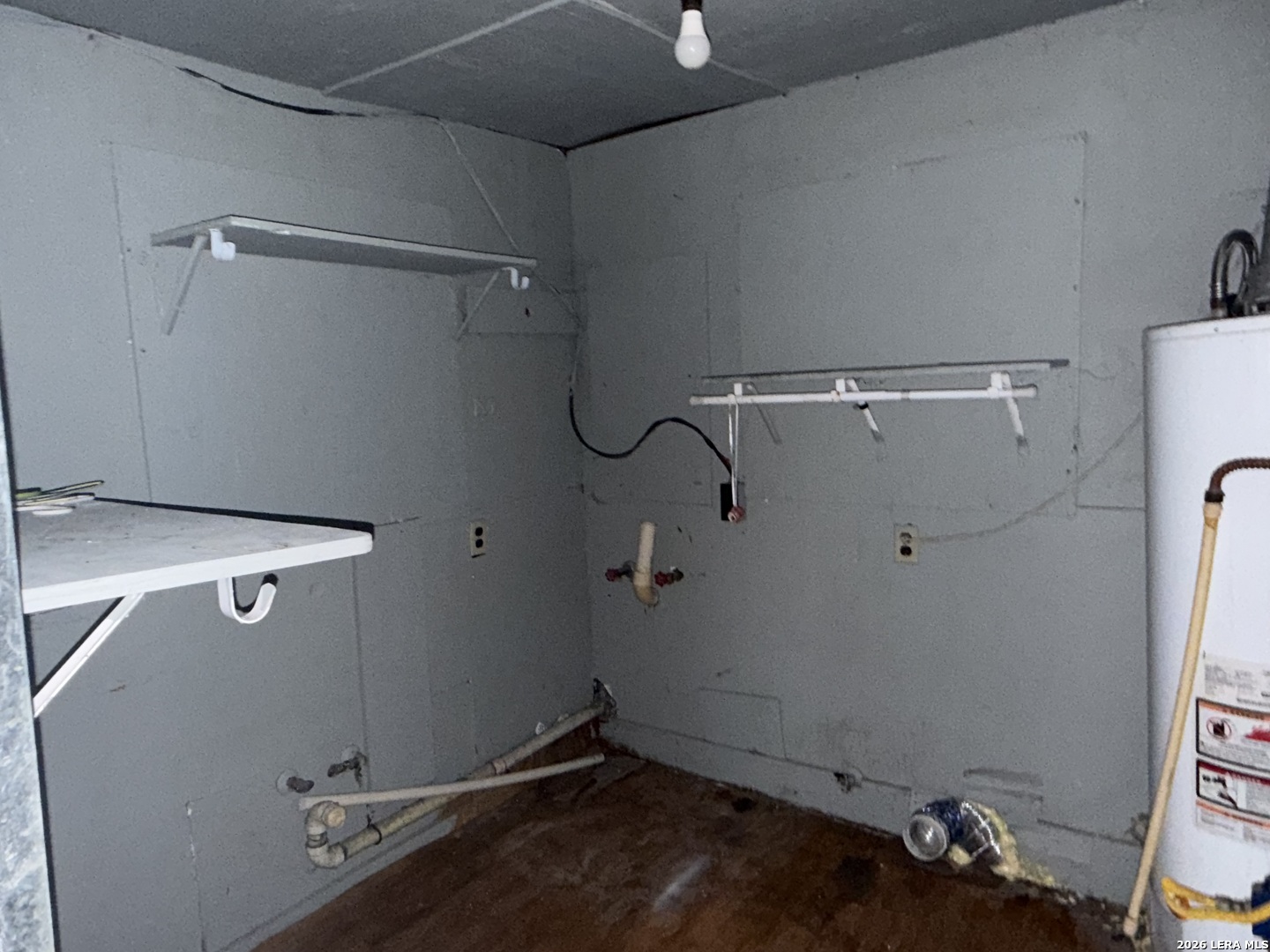 main property photo 5