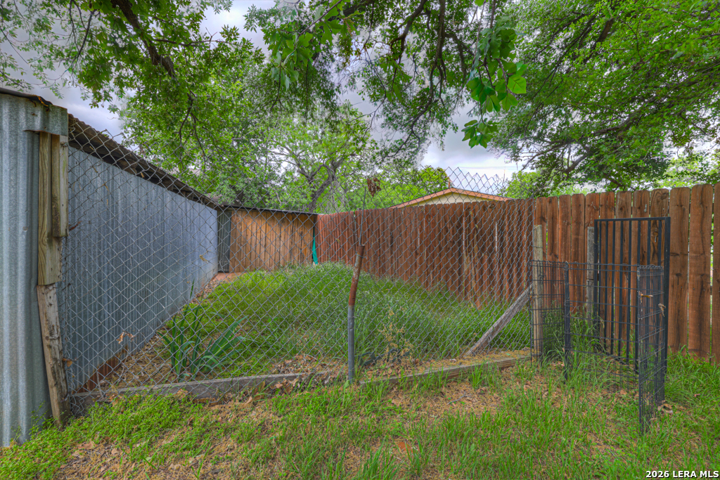 main property photo 21