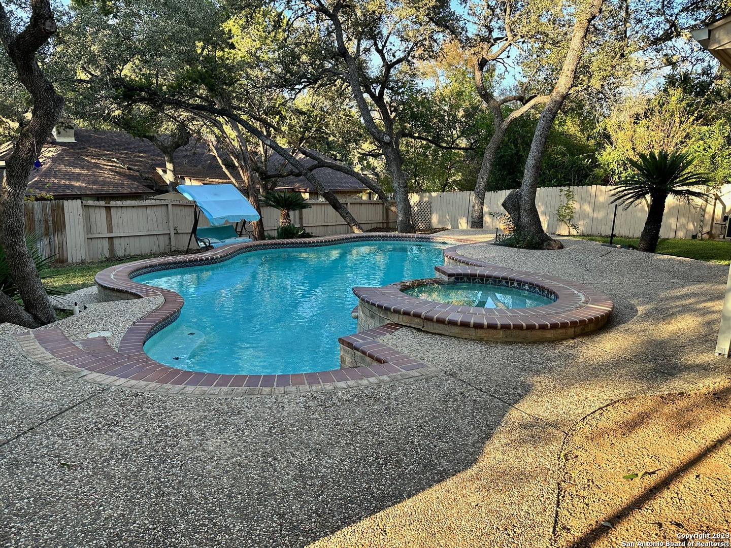 main property photo 5
