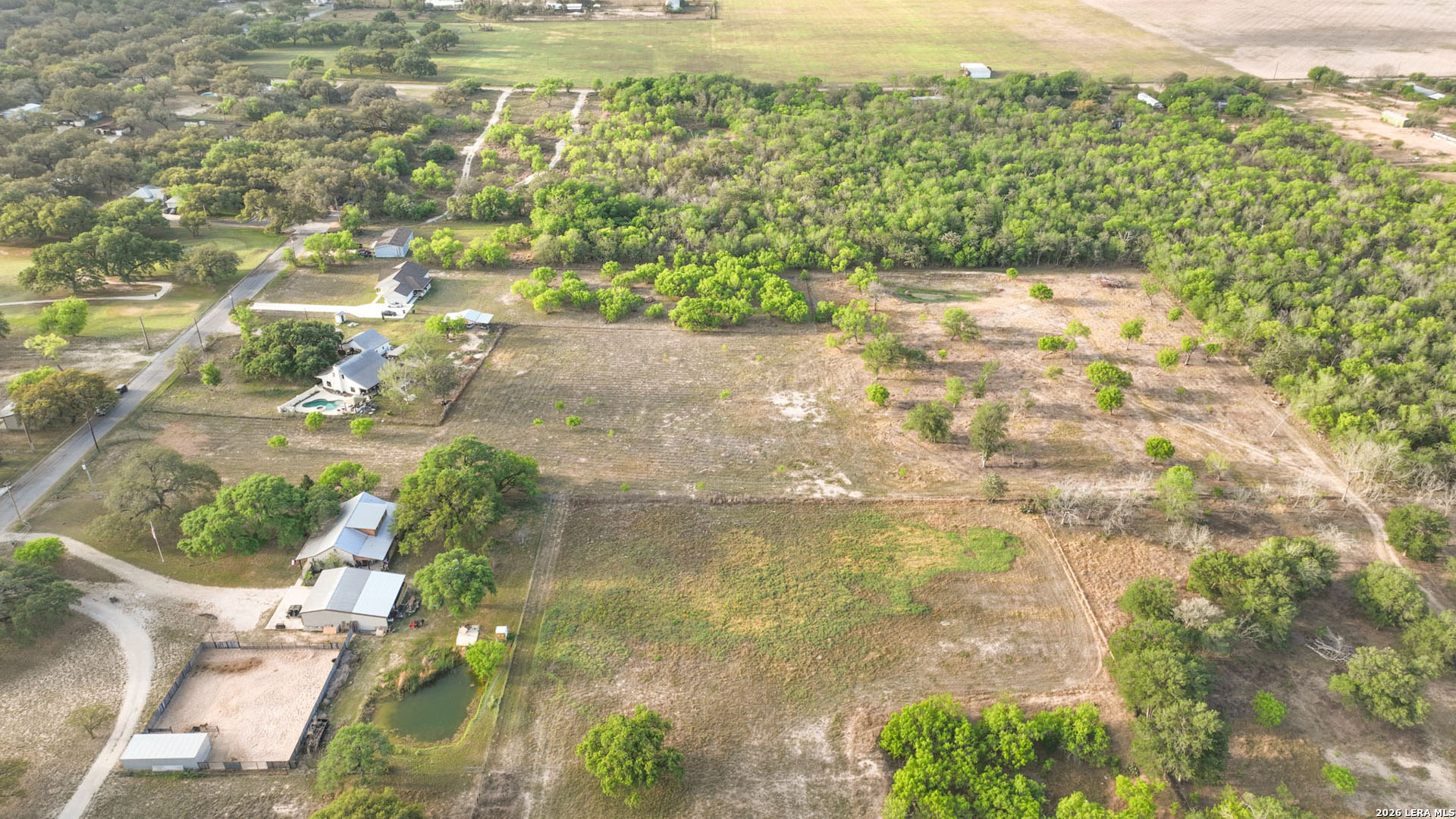 main property photo 6
