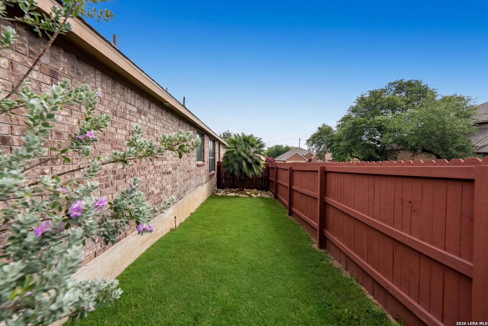main property photo 41