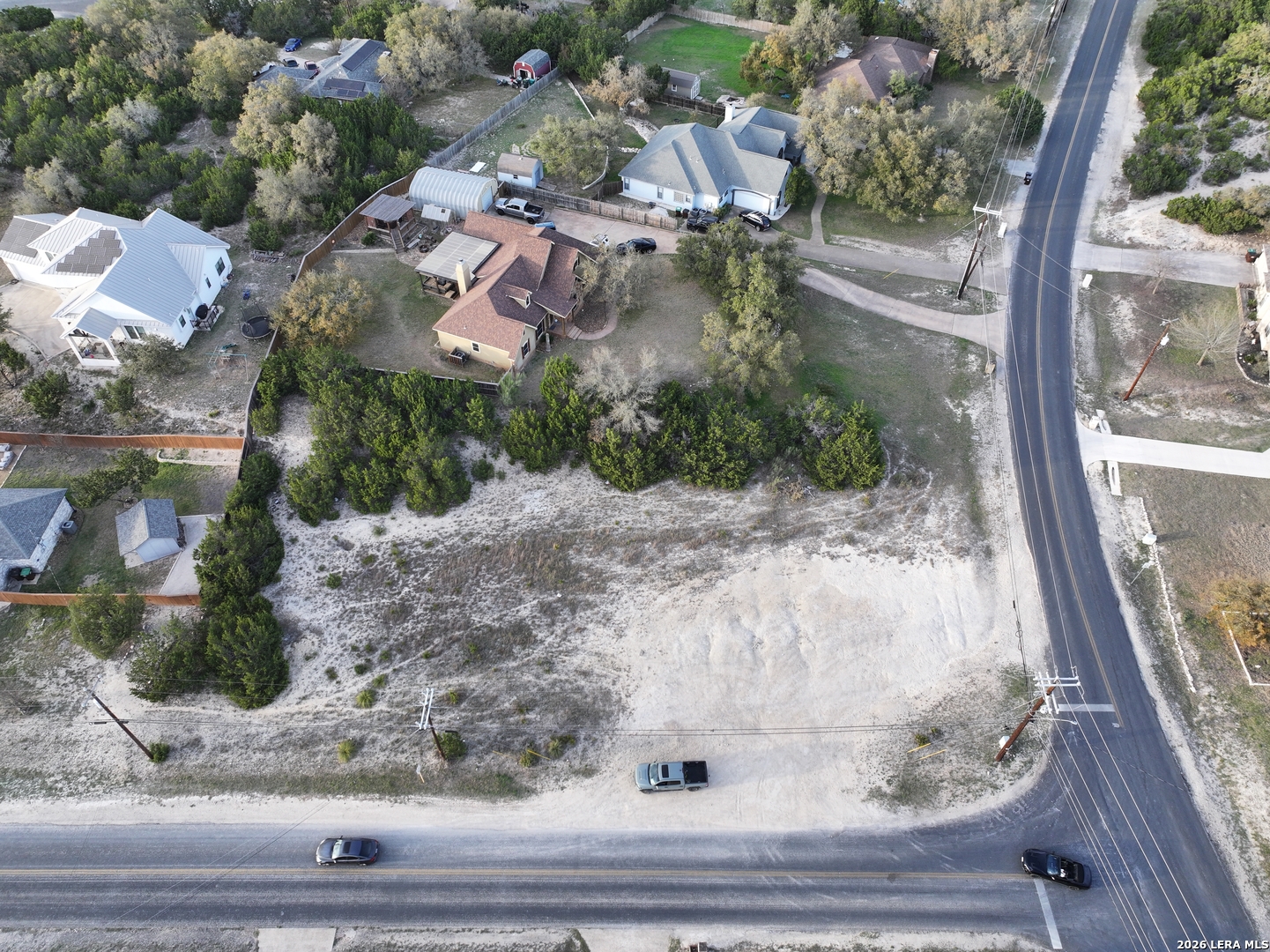 main property photo 16